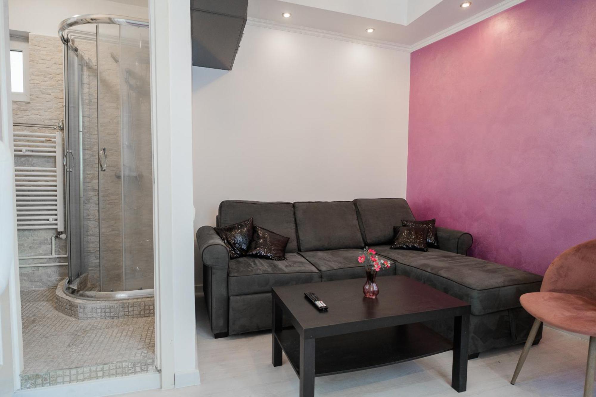 Ultra Central White & Lila Studio Bukurešť Exteriér fotografie